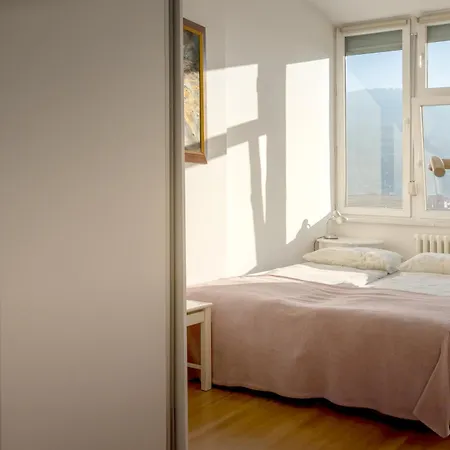 Apartment Central Mirza *